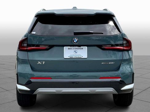 Used 2025 BMW X1 xDrive28i w/ Technology Package AWD/4WD image 4
