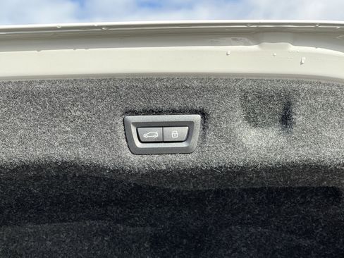 Certified 2025 BMW 530i xDrive w/ Premium Package image 24