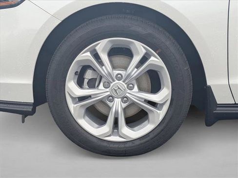 New 2026 Honda Accord LX image 10