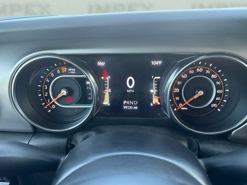 Used 2020 Jeep Gladiator Sport w/ Quick Order Package 24S AWD/4WD image 20