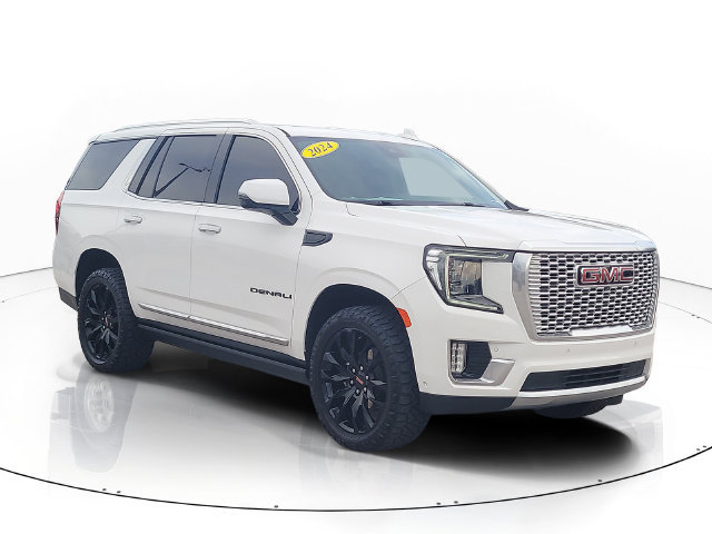 Used 2024 GMC Yukon Denali w/ Denali Reserve Package AWD/4WD image 3