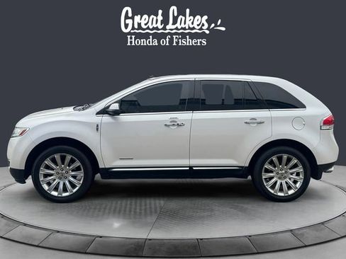 Used 2011 Lincoln MKX AWD w/ Sight & Sound Pkg image 2