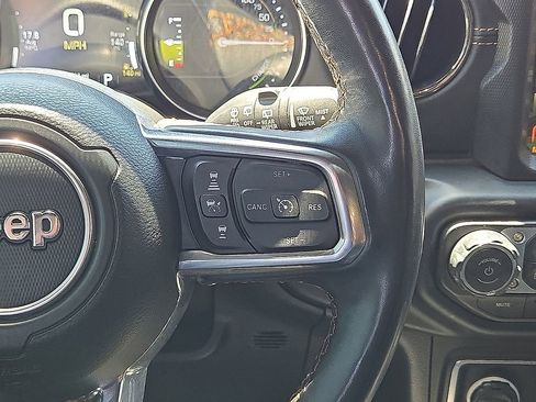 Used 2023 Jeep Wrangler Unlimited Sahara AWD/4WD image 20
