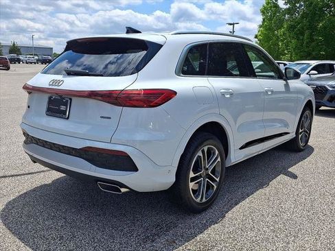 Certified 2025 Audi Q5 Premium w/ Premium Plus AWD/4WD image 6