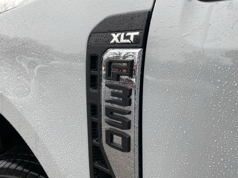 New 2026 Ford F350 XLT w/ XLT Premium Package image 47