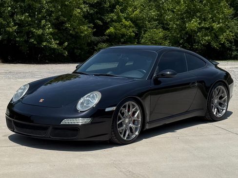 Used 2006 Porsche 911 Carrera S RWD image 2