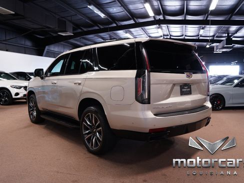 Used 2021 Cadillac Escalade Sport RWD image 5