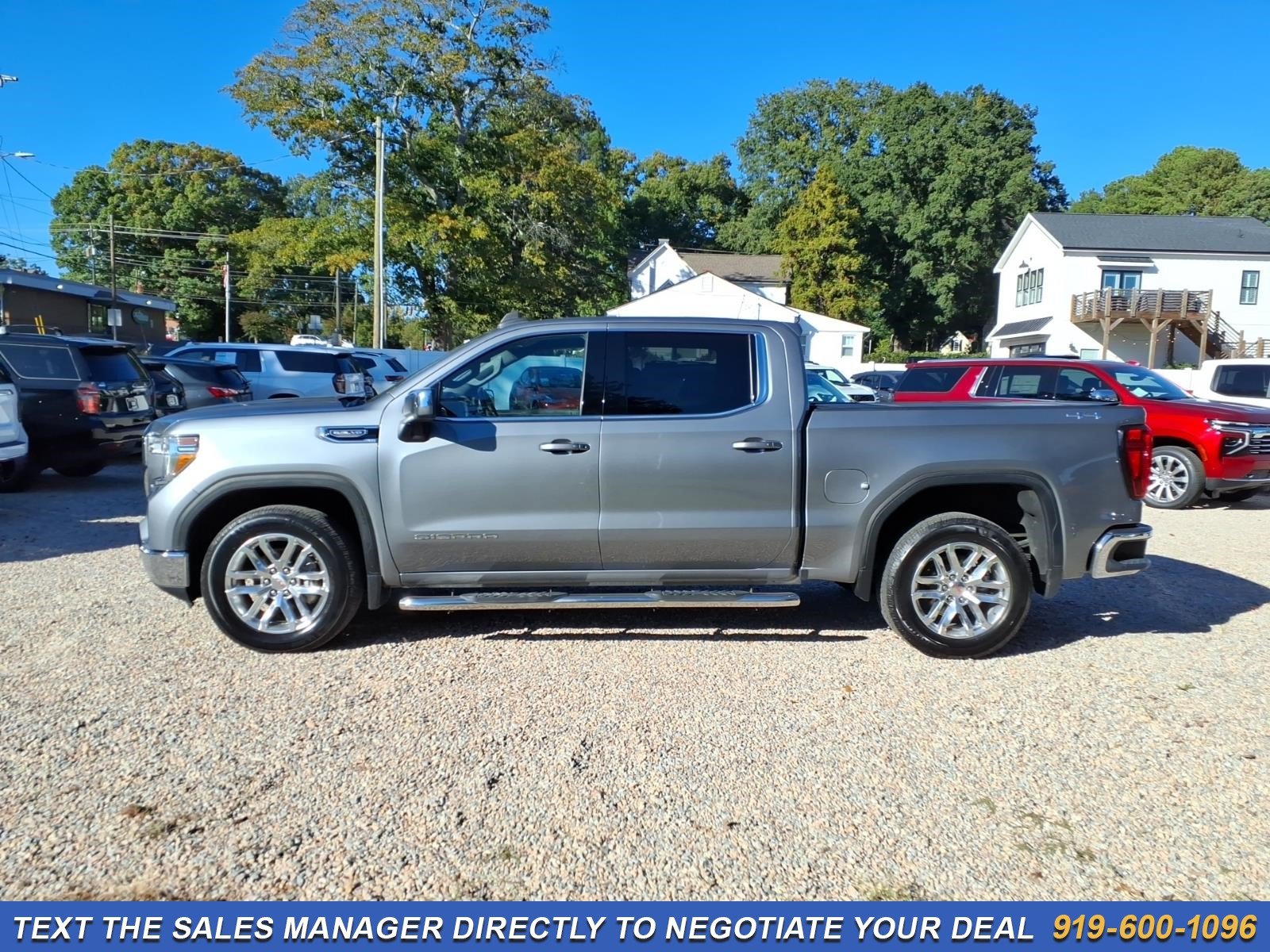 Used 2020 GMC Sierra 1500 SLE w/ SLE Value Package AWD/4WD image 4