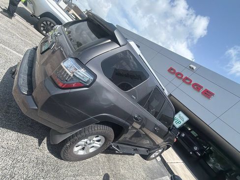 Used 2015 Toyota 4Runner SR5 Premium RWD image 14