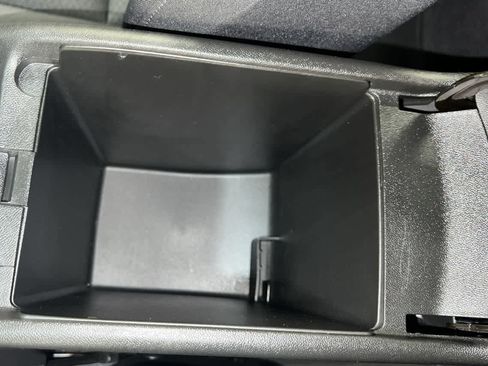 Used 2023 Chevrolet Malibu LT image 34