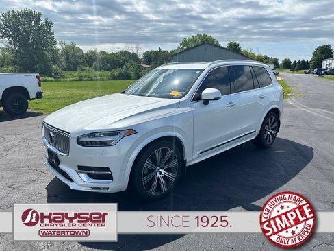 Used 2022 Volvo XC90 T6 Inscription w/ Lounge Package AWD/4WD image 1