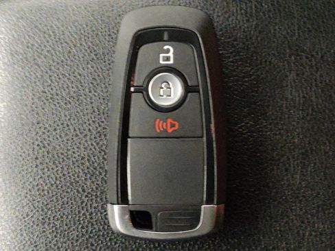 Used 2019 Ford EcoSport SE w/ SE Convenience Package FWD image 32