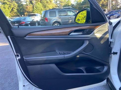 Used 2019 BMW X3 xDrive30i w/ Driving Assistance Package image 22