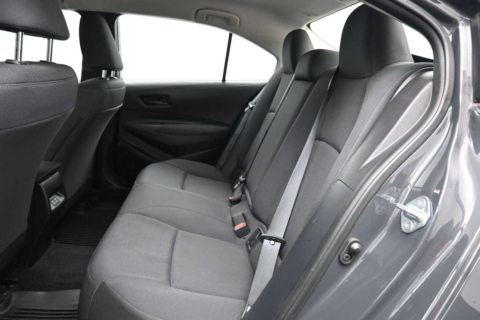Used 2024 Toyota Corolla LE FWD image 13