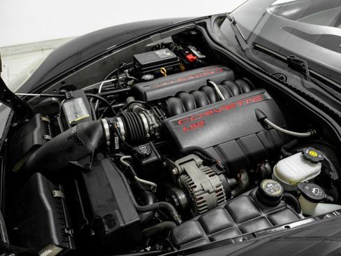 Used 2007 Chevrolet Corvette Convertible RWD image 43
