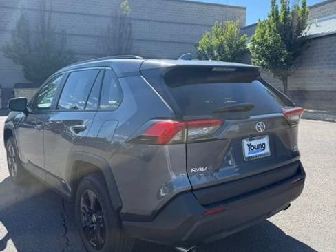 Used 2025 Toyota RAV4 XLE AWD/4WD image 8
