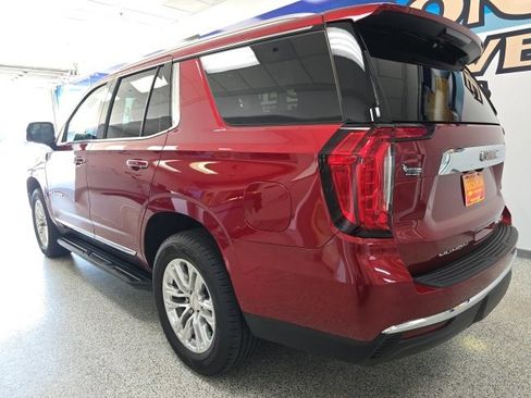 Used 2021 GMC Yukon SLT w/ SLT Luxury Package image 5