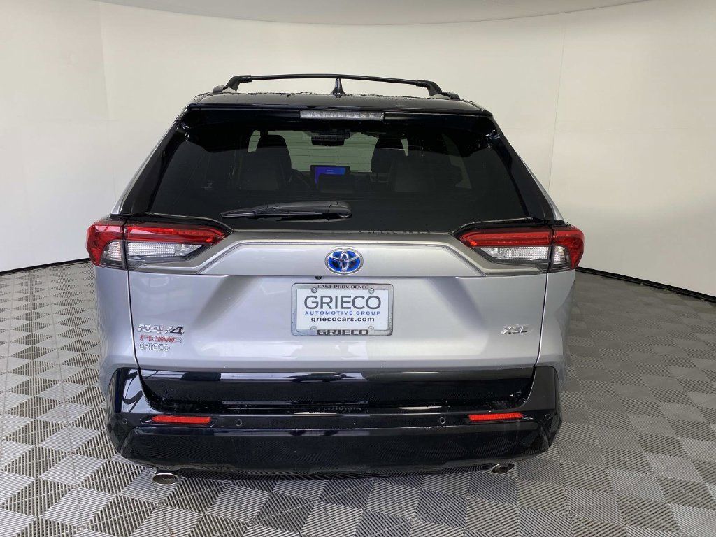 Used 2024 Toyota RAV4 XSE w/ Premium Package AWD/4WD image 7