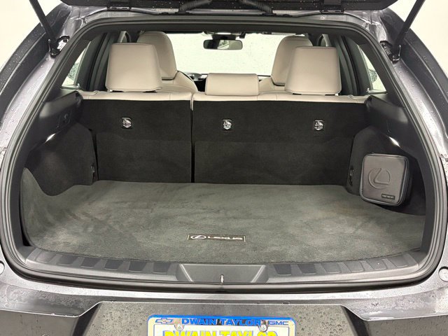 Used 2023 Lexus UX 250h FWD w/ Accessory Package (Z1) image 8