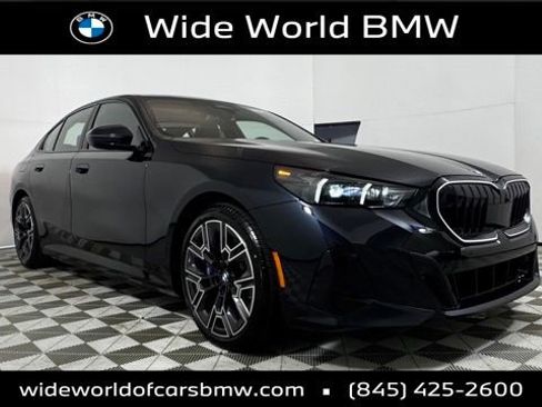 New 2027 BMW 550e xDrive AWD/4WD image 1