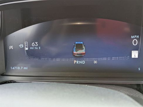 Certified 2025 Lincoln Corsair AWD w/ Equipment Group 101A image 17