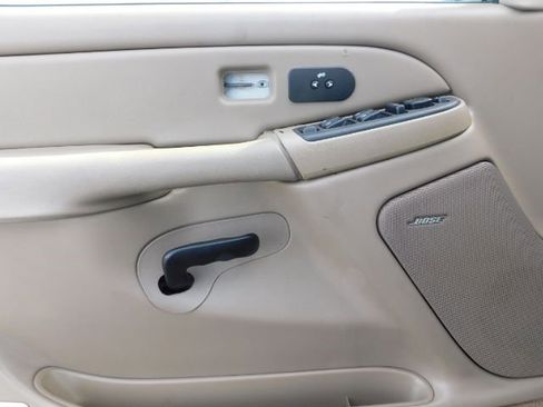 Used 2004 Chevrolet Tahoe LS w/ Safe And Secure Package image 11