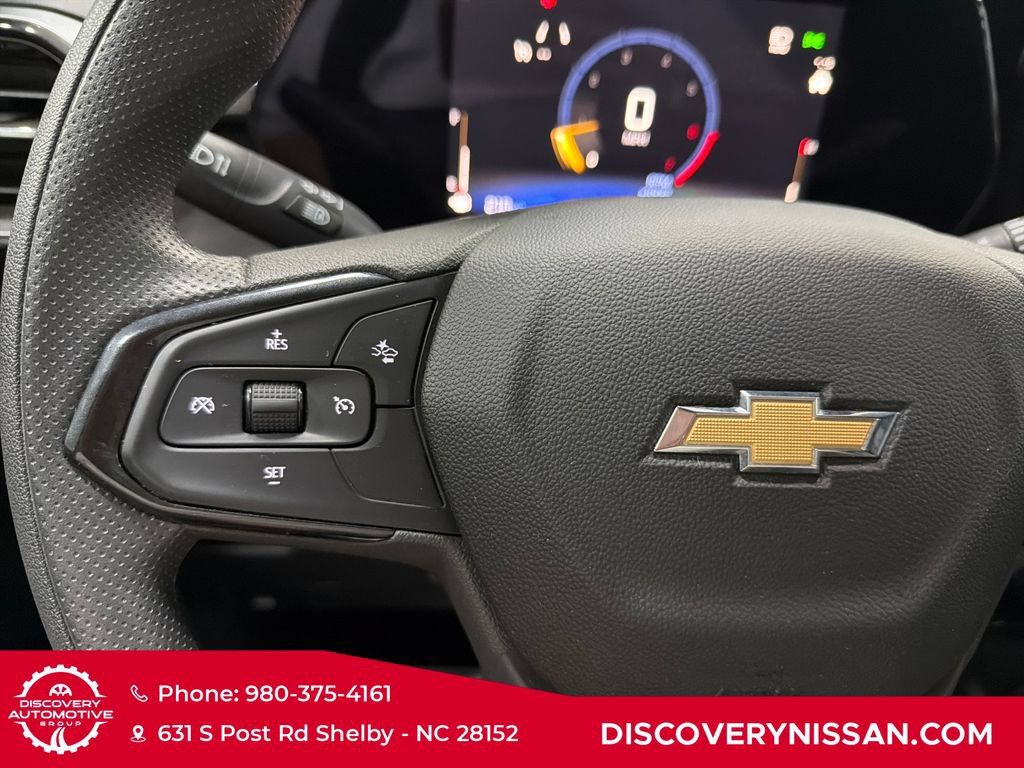 Used 2024 Chevrolet TrailBlazer LT w/ Driver Confidence Package FWD image 25