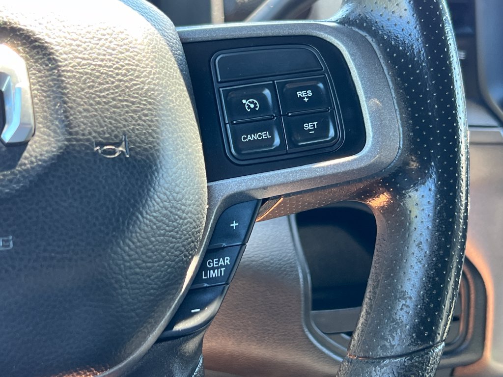 Used 2022 RAM 2500 Tradesman w/ Chrome Appearance Group AWD/4WD image 26