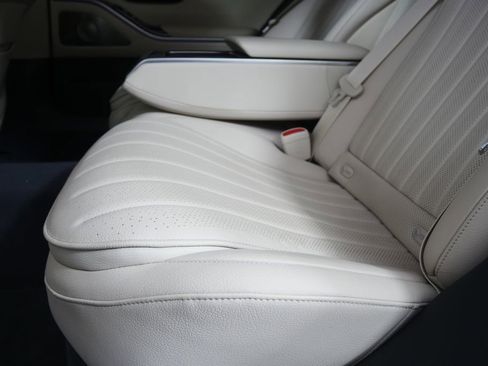 Used 2022 Mercedes-Benz S 500 4MATIC image 14