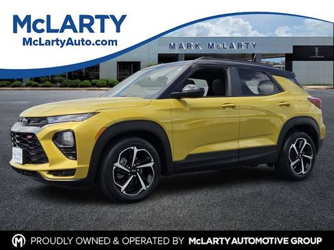 Used 2023 Chevrolet TrailBlazer RS w/ Sun and Liftgate Package FWD image 1