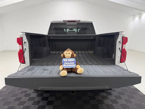 Used 2021 Chevrolet Silverado 1500 LT Trail Boss w/ Convenience Package II AWD/4WD image 9