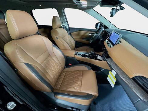New 2026 Nissan Rogue Platinum AWD/4WD image 29