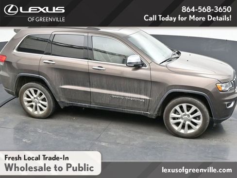 Used 2017 Jeep Grand Cherokee Limited image 19