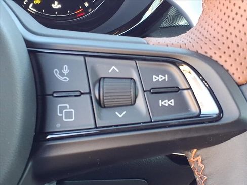 New 2025 Alfa Romeo Tonale image 20