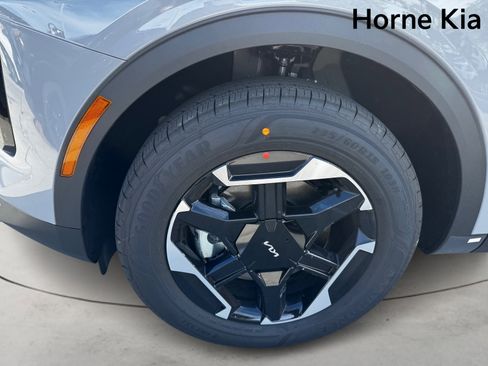 New 2026 Kia Sportage S image 5