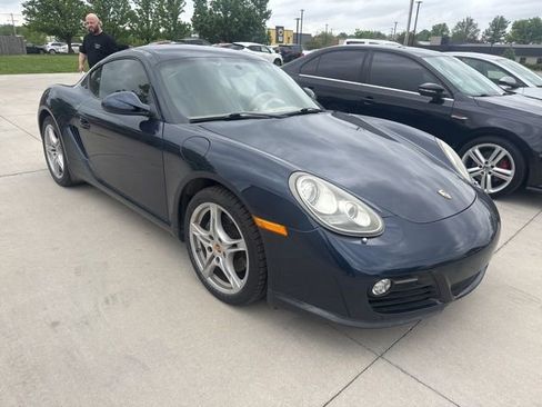 Used 2011 Porsche Cayman image 4