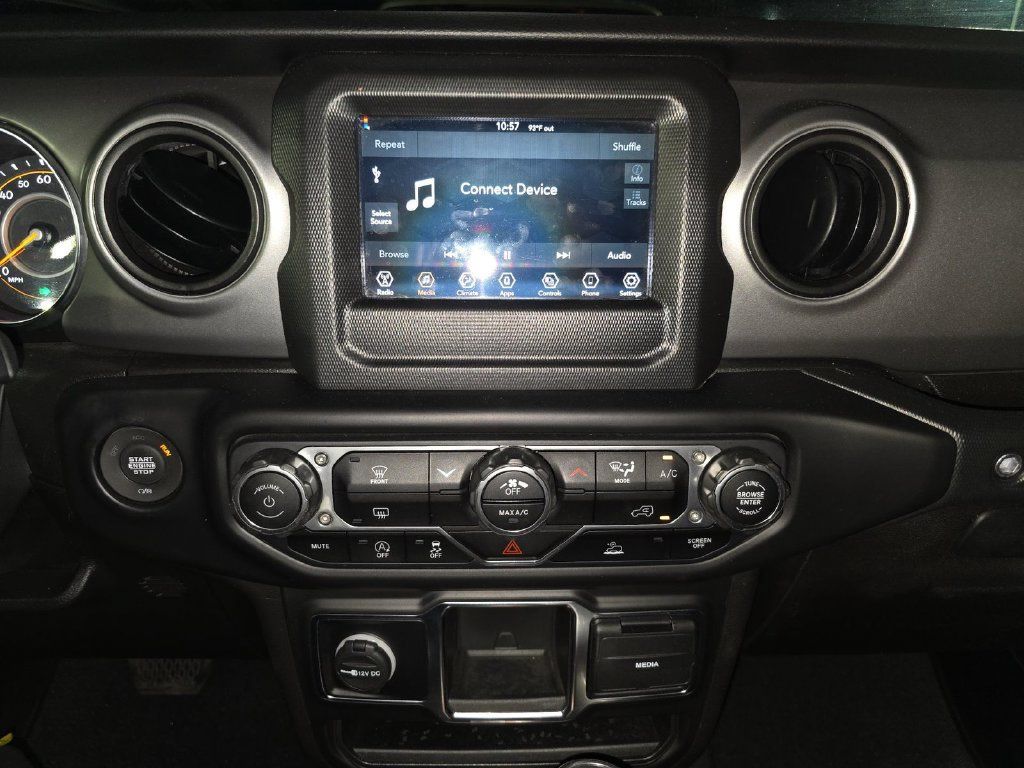 Used 2022 Jeep Wrangler Unlimited Sport AWD/4WD image 6