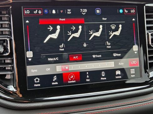 Used 2025 Dodge Durango R/T w/ Blacktop Package AWD/4WD image 30