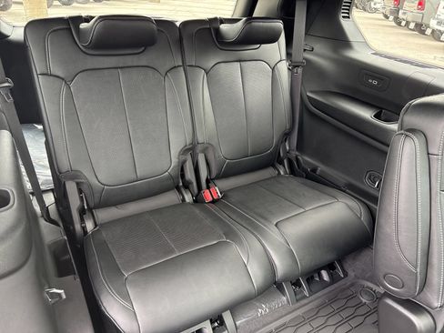 New 2026 Jeep Grand Cherokee L Limited AWD/4WD image 18