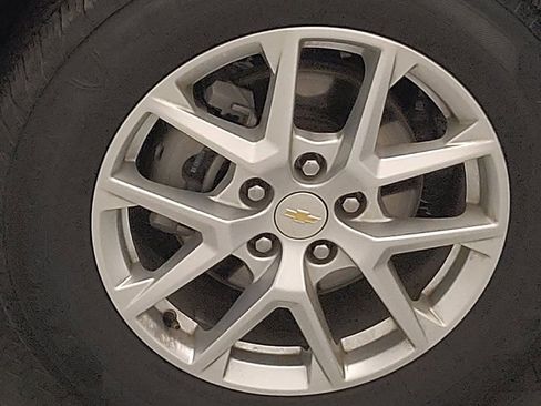 Used 2024 Chevrolet Equinox LT FWD image 31