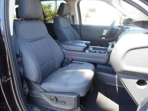 Certified 2025 Ford Expedition Max Active RWD image 9