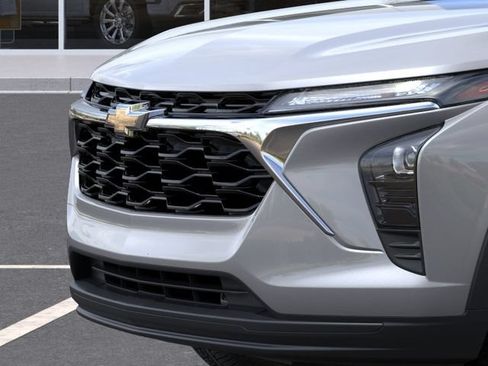 New 2026 Chevrolet Trax LS w/ LS Convenience Package FWD image 14