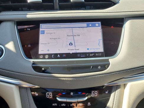 Certified 2023 Cadillac XT5 Premium Luxury AWD/4WD image 29