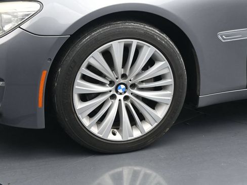 Used 2015 BMW 740i RWD image 12