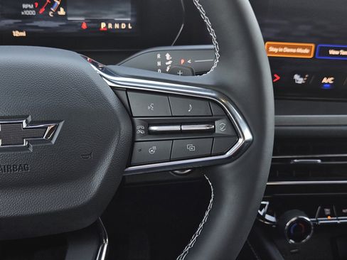 New 2026 Chevrolet Traverse LT w/ Midnight/Sport Edition image 13