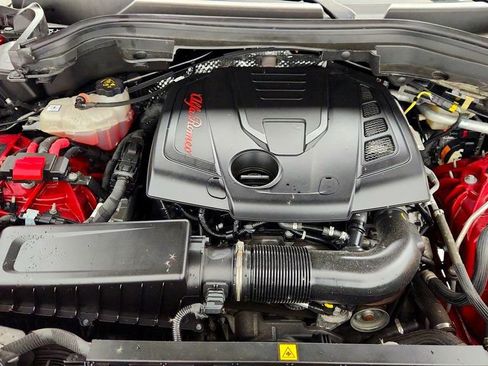 Used 2022 Alfa Romeo Stelvio Ti image 25