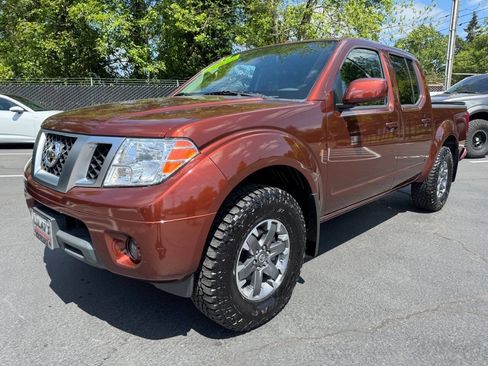 Used 2016 Nissan Frontier PRO-4X AWD/4WD image 1