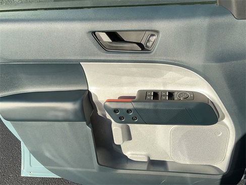 Used 2022 Ford Maverick XLT w/ Equipment Group 300A Standard image 13