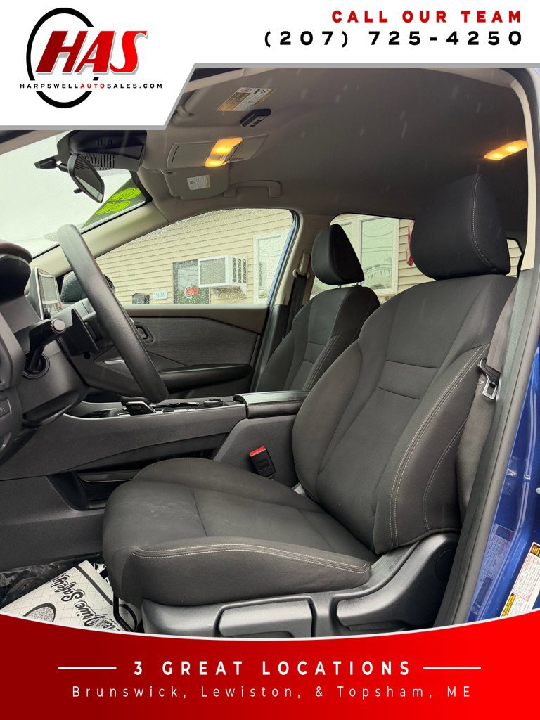 Used 2023 Nissan Rogue S AWD/4WD image 10