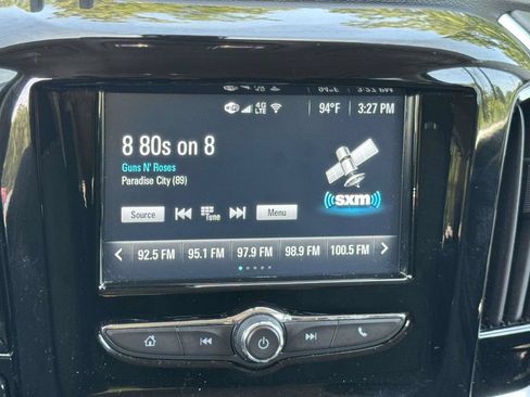 Used 2019 Chevrolet Traverse LT w/ LPO, Cargo Package FWD image 4